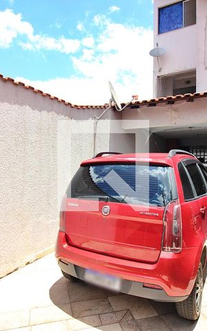 Casa à venda com 256m², 4 quartos e 3 vagasGaragem