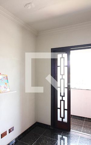 Casa à venda com 256m², 4 quartos e 3 vagasSala 2