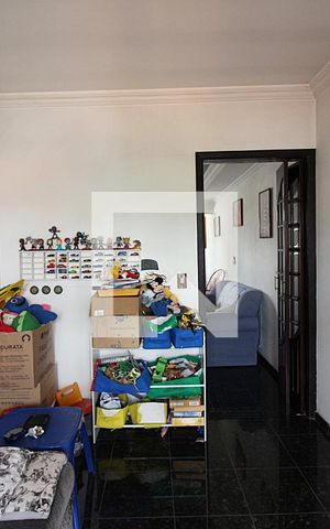 Casa à venda com 256m², 4 quartos e 3 vagasSala 2