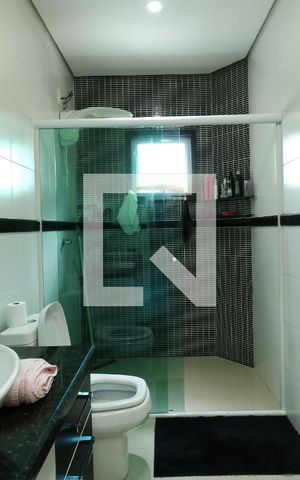 Casa à venda com 350m², 3 quartos e 8 vagasBanheiro da Suíte