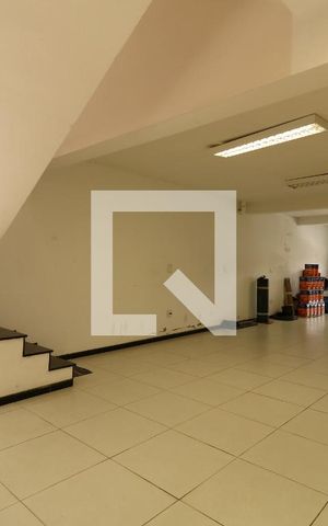 Casa à venda com 350m², 3 quartos e 8 vagasGaragem