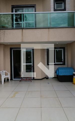 Casa à venda com 350m², 3 quartos e 8 vagasVaranda da Sala