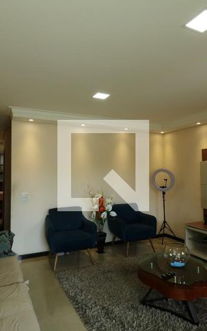 Casa à venda com 350m², 3 quartos e 8 vagasSala