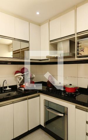 Casa à venda com 350m², 3 quartos e 8 vagasCozinha