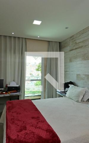 Casa à venda com 350m², 3 quartos e 8 vagasSuíte