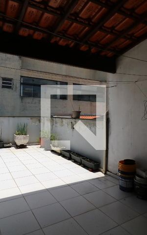 Casa à venda com 350m², 3 quartos e 8 vagasÁrea Comum
