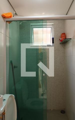 Casa à venda com 350m², 3 quartos e 8 vagasBanheiro da Área Comum