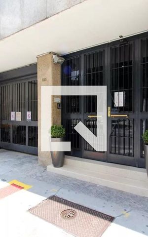 Apartamento à venda com 65m², 2 quartos e sem vaga Apartamento à venda com 65m², 2 quartos e sem vagaFachada