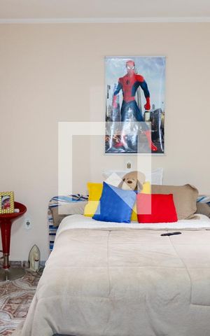 Casa à venda com 290m², 3 quartos e 2 vagas Casa à venda com 290m², 3 quartos e 2 vagasQuarto 2