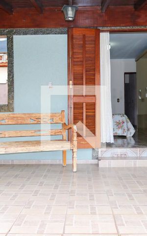 Casa à venda com 290m², 3 quartos e 2 vagas Casa à venda com 290m², 3 quartos e 2 vagasQuarto 1 - Sacada