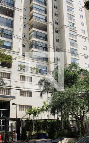 Apartamento à venda com 83m², 2 quartos e 1 vagaFachada e portaria