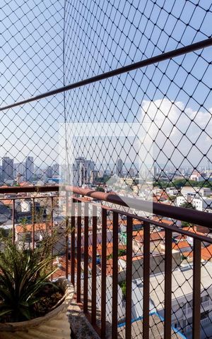 Apartamento à venda com 105m², 3 quartos e 1 vaga Apartamento à venda com 105m², 3 quartos e 1 vagaVaranda