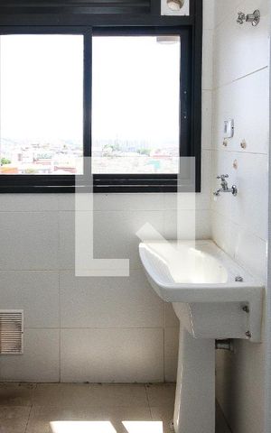 Apartamento à venda com 50m², 2 quartos e 1 vaga Apartamento à venda com 50m², 2 quartos e 1 vagaBanherio