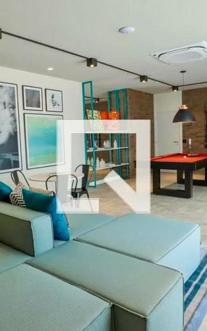 Apartamento à venda com 69m², 2 quartos e 1 vaga Apartamento à venda com 69m², 2 quartos e 1 vagaÁrea comum - Salão de Jogos