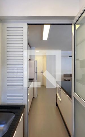 Apartamento à venda com 69m², 2 quartos e 1 vagaÁrea de Serviço
