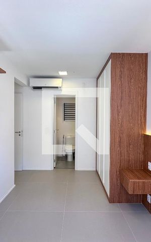 Apartamento à venda com 69m², 2 quartos e 1 vagaSuíte