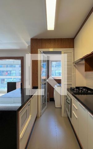 Apartamento à venda com 69m², 2 quartos e 1 vagaCozinha