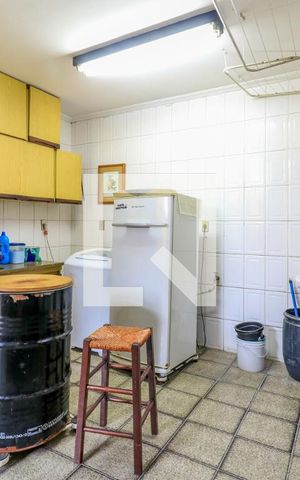 Casa à venda com 240m², 2 quartos e 2 vagasÁrea de Serviço/Churrasqueira