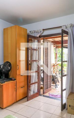 Casa à venda com 240m², 2 quartos e 2 vagasSuíte 1