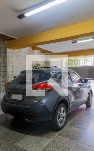 Casa à venda com 240m², 2 quartos e 2 vagasGaragem