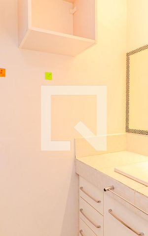 Apartamento à venda com 35m², 1 quarto e 1 vaga Apartamento à venda com 35m², 1 quarto e 1 vagaBanheiro
