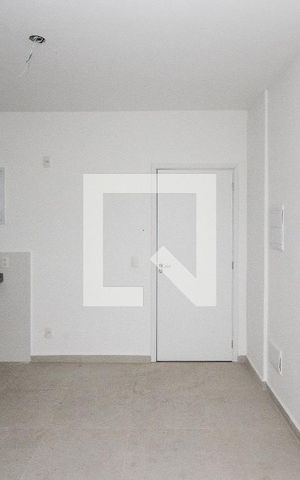 Apartamento para alugar com 34m², 1 quarto e sem vaga Apartamento para alugar com 34m², 1 quarto e sem vagaSala
