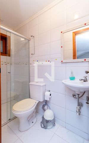 Casa à venda com 268m², 3 quartos e 4 vagasBanheiro - Garagem