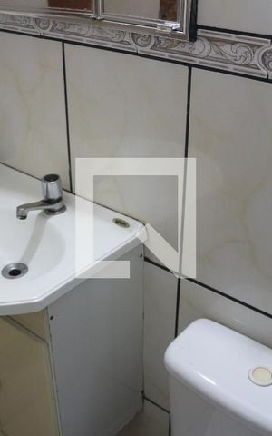 Casa à venda com 140m², 3 quartos e 2 vagasBanheiro 1