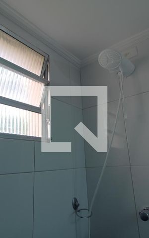 Apartamento para alugar com 65m², 2 quartos e 1 vagaChuveiro