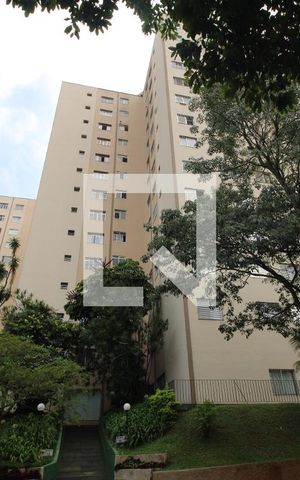 Apartamento para alugar com 65m², 2 quartos e 1 vagaFachada