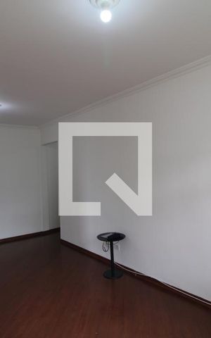 Apartamento para alugar com 65m², 2 quartos e 1 vagaSala