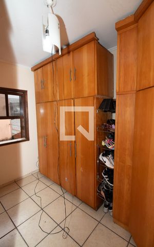 Casa à venda com 157m², 3 quartos e 2 vagas Casa à venda com 157m², 3 quartos e 2 vagasQuarto 1