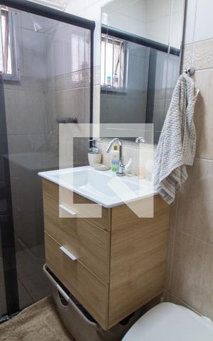 Casa à venda com 135m², 3 quartos e 2 vagas Casa à venda com 135m², 3 quartos e 2 vagasBanheiro da Suíte