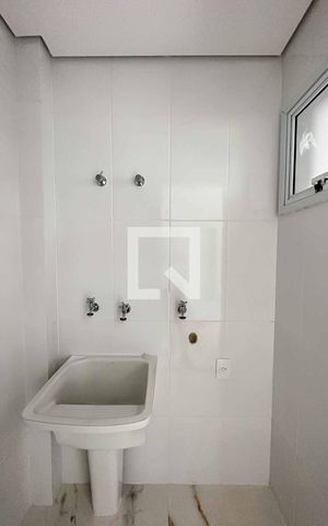 Apartamento à venda com 34m², 1 quarto e sem vaga Apartamento à venda com 34m², 1 quarto e sem vagaÁrea de serviço