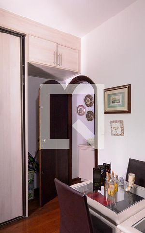 Casa para alugar com 300m², 3 quartos e 3 vagas Casa para alugar com 300m², 3 quartos e 3 vagasQuarto 1