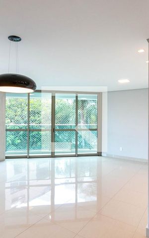 Apartamento para alugar com 98m², 3 quartos e 4 vagas Apartamento para alugar com 98m², 3 quartos e 4 vagasSala