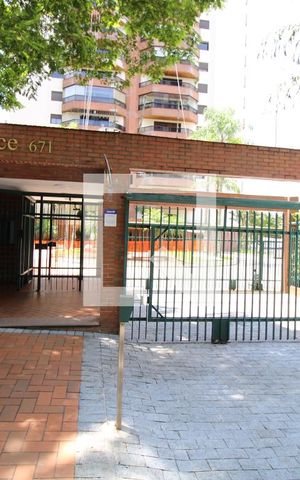 Apartamento à venda com 178m², 3 quartos e sem vagaFachada