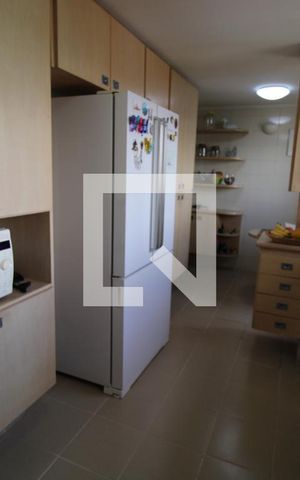 Apartamento à venda com 178m², 3 quartos e sem vagaCozinha