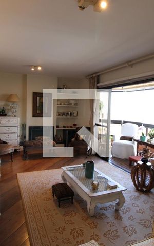 Apartamento à venda com 178m², 3 quartos e sem vagaSala