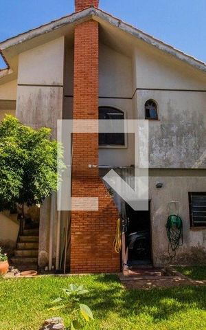 Casa à venda com 500m², 6 quartos e 2 vagas