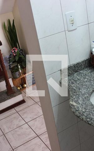 Casa à venda com 182m², 3 quartos e 2 vagasBanheiro Social