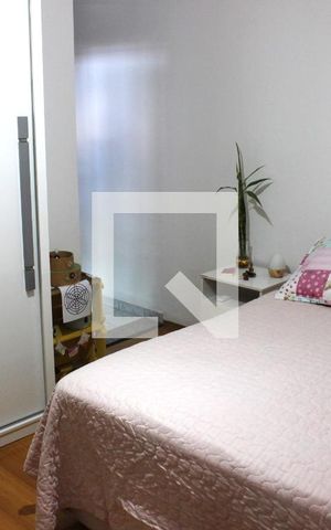 Casa à venda com 182m², 3 quartos e 2 vagasSuíte