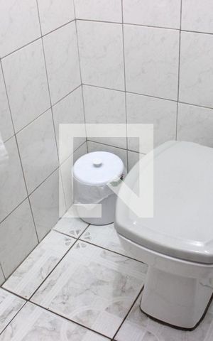 Casa à venda com 182m², 3 quartos e 2 vagasBanheiro Social