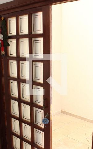 Casa à venda com 182m², 3 quartos e 2 vagasJardim de Inverno