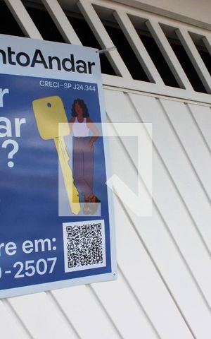 Casa à venda com 182m², 3 quartos e 2 vagasFachada