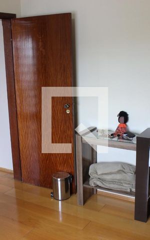 Casa à venda com 182m², 3 quartos e 2 vagasQuarto 2