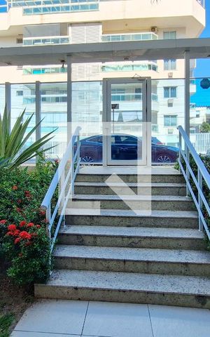 Apartamento à venda com 103m², 2 quartos e 1 vaga Apartamento à venda com 103m², 2 quartos e 1 vagaFachada e portaria