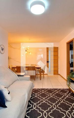 Apartamento à venda com 103m², 2 quartos e 1 vaga Apartamento à venda com 103m², 2 quartos e 1 vagaSala