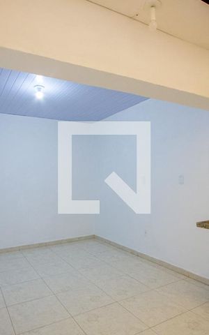 Casa à venda com 81m², 2 quartos e sem vaga Casa à venda com 81m², 2 quartos e sem vagaCozinha/Área de serviço