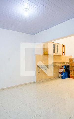 Casa à venda com 81m², 2 quartos e sem vaga Casa à venda com 81m², 2 quartos e sem vagaCopa